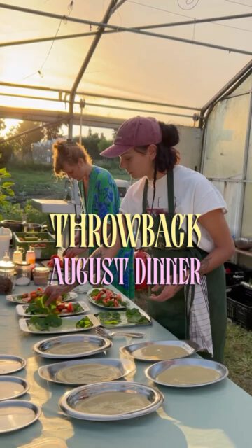 AUGUST DINNER 🍅 

Danke an alle, die diesen Abend so besonders gemacht haben! Wer beim letzten Mal keinen Platz mehr bekommen hat oder wiederkommen möchte: Der Vorverkauf für die Herbst-Termine ist gestartet.

HERBST HIGHLIGHTS:

🇬🇪 Georgisches Festessen 2.0 : Opulente Platten, regionale Zutaten und Georgiens reiche Kulinarik im Botanica 

🕯️ Nachts im Gruson Gewächshaus: Magische Atmosphäre unter den Farnen & 3D Videomapping von @visualimpression_gmbh und Gesang von @valeskakober 

Sichere dir deinen Platz am Tisch bevor wir ausgebucht sind!
👉 Link zum Ticketshop in der Bio.